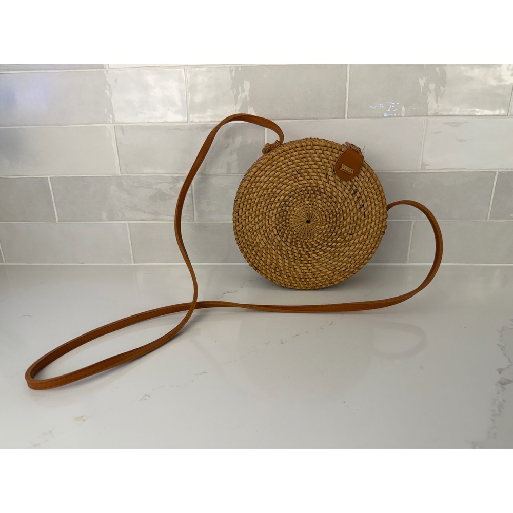 Crossbody Bag Round Rattan 8" Brown Boho Woven Batik Canteen Purse - Picture 2 of 10